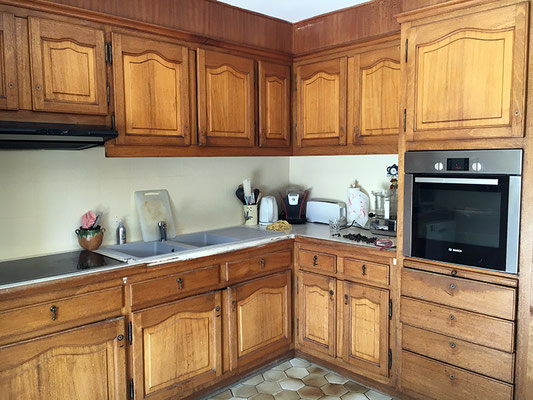 confiez votre rénovation de cuisine à des experts : idées, conseils et astuces pour transformer votre espace avec style et fonctionnalité. découvrez nos solutions personnalisées !