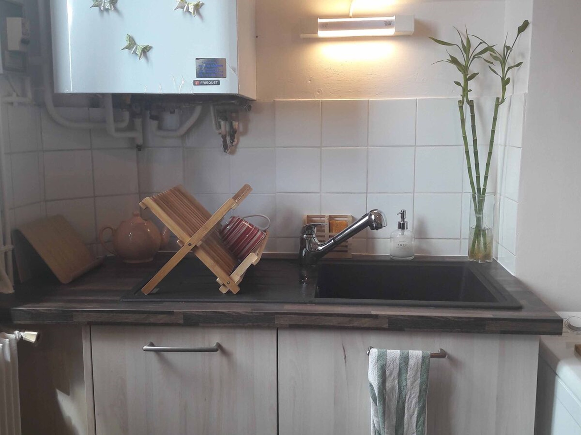 découvrez nos services de rénovation de cuisine à châtillon. transformez votre espace culinaire avec des designs modernes, des matériaux de qualité et un savoir-faire exceptionnel. contactez-nous pour un devis personnalisé et donnez vie à la cuisine de vos rêves !