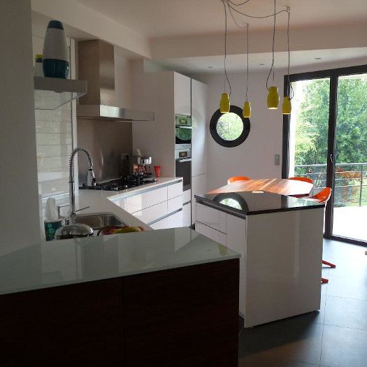 confiez la rénovation de votre cuisine à créteil à des professionnels qualifiés. modernisation, conseils personnalisés et résultats sur-mesure pour transformer votre espace selon vos envies.