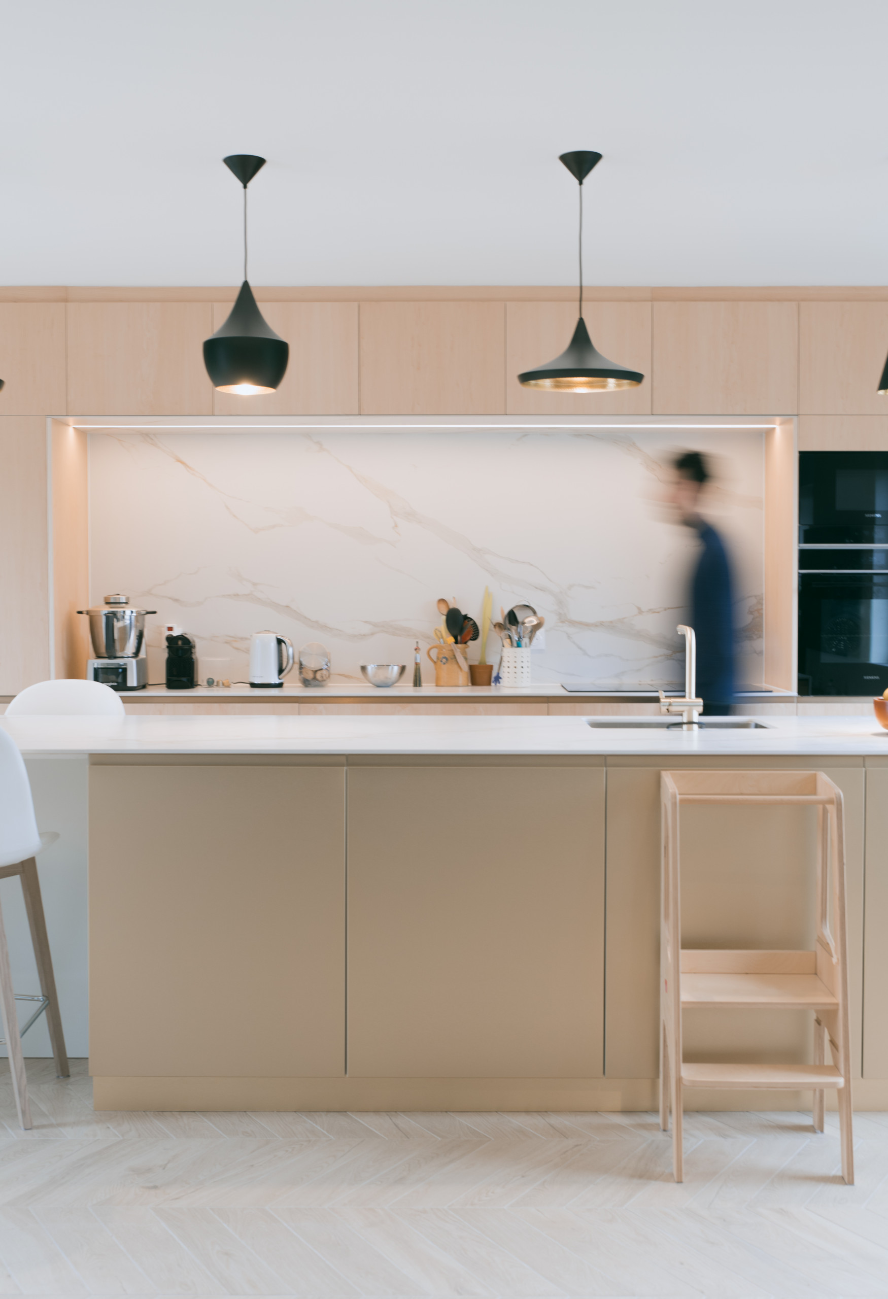 confiez votre projet de rénovation de cuisine à ivry en 2025 à des experts qualifiés. conseils personnalisés, matériaux modernes et résultats sur mesure pour transformer votre espace culinaire.