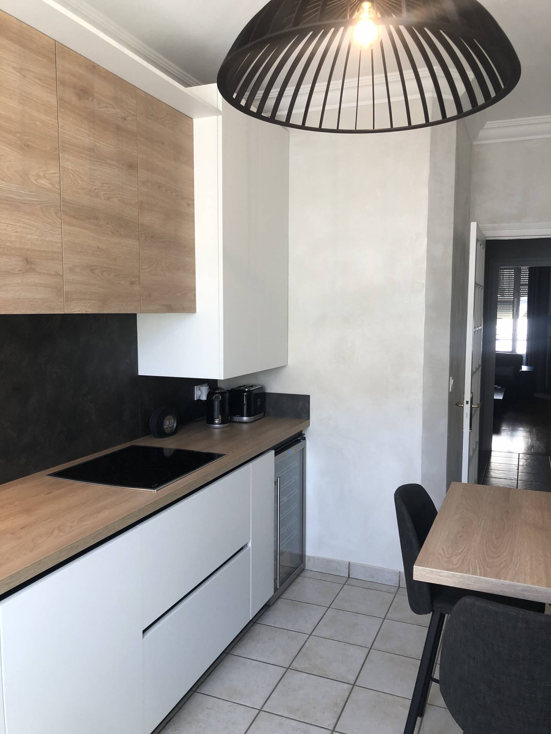 vous souhaitez rénover votre cuisine à lyon ? découvrez nos conseils, services sur mesure et idées de rénovation pour transformer votre espace culinaire en toute sérénité. demandez votre devis gratuit !