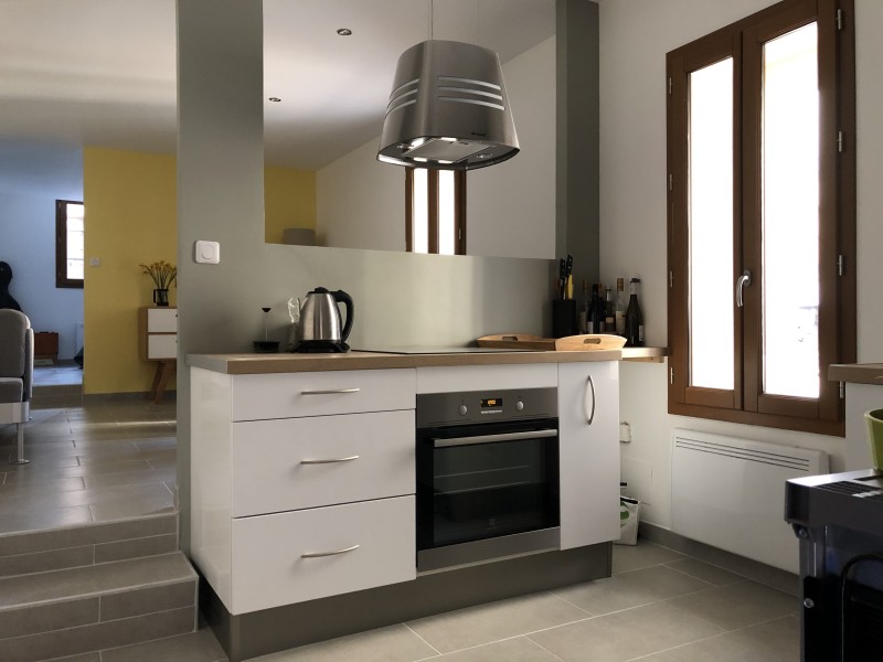 modernisez votre cuisine grâce à nos conseils et idées de rénovation. découvrez les dernières tendances en aménagement, matériaux et équipements pour créer une cuisine moderne, fonctionnelle et élégante.