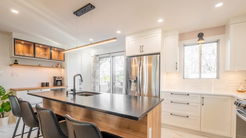 confiez la rénovation de votre cuisine à paris à des professionnels expérimentés. améliorez votre espace avec des solutions sur mesure, modernes et fonctionnelles. demandez un devis gratuit dès maintenant !