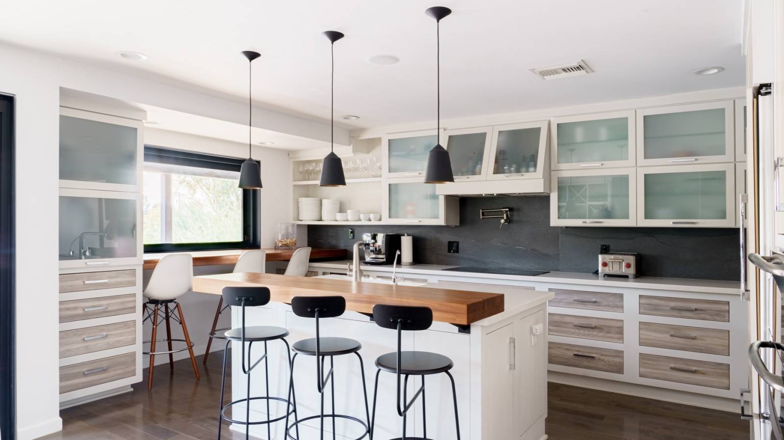 découvrez les meilleures tendances et astuces pour une rénovation de cuisine à paris en 2025. transformez votre espace culinaire avec des idées modernes et pratiques pour allier esthétique et fonctionnalité.