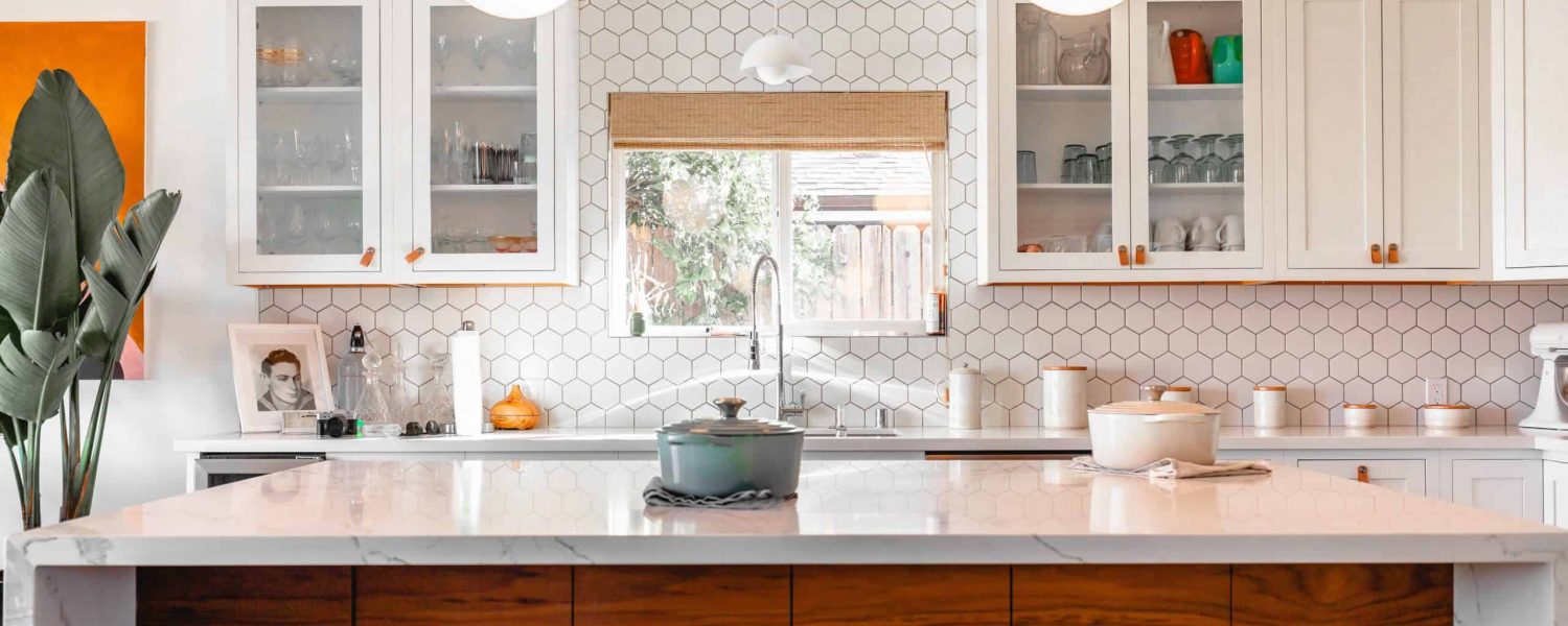 transformez votre cuisine à paris 75005 avec notre service de rénovation sur mesure. profitez de designs modernes, d'une qualité artisanale et d'une expertise locale pour donner vie à la cuisine de vos rêves.