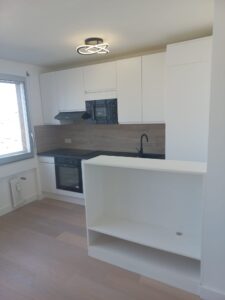 transformez votre cuisine avec nos services de rénovation à paris, dans le 11ème arrondissement. profitez d'un design moderne et fonctionnel, adapté à vos besoins. contactez-nous pour un devis personnalisé et découvrez comment nous pouvons rénover votre espace culinaire.