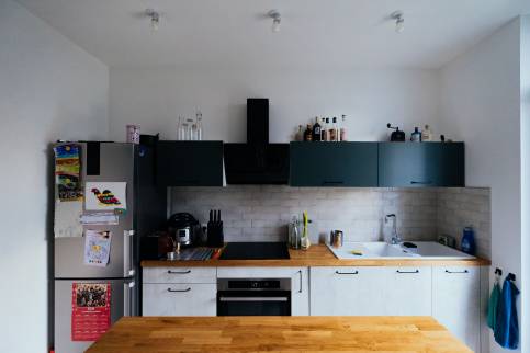confiez la rénovation de votre cuisine à périgny à des experts qualifiés. modernisation, aménagement sur-mesure, conseils pour optimiser l’espace et le design. devis gratuit.