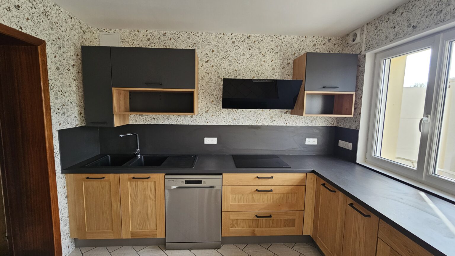 confiez la rénovation de votre cuisine à saint-maur en 2025 à des experts. modernisez votre espace avec des solutions sur mesure et un accompagnement professionnel de a à z.