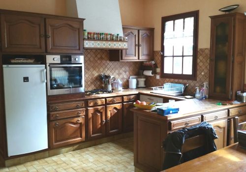 confiez la rénovation de votre cuisine à sèvres à des experts. aménagement sur mesure, conseils personnalisés et matériaux de qualité pour une cuisine moderne et fonctionnelle.