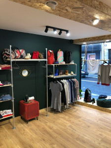 besoin de rénover votre cuisine à sucy-en-brie ? bénéficiez d'un accompagnement professionnel pour moderniser et optimiser votre espace, du design à la pose. demandez un devis gratuit !