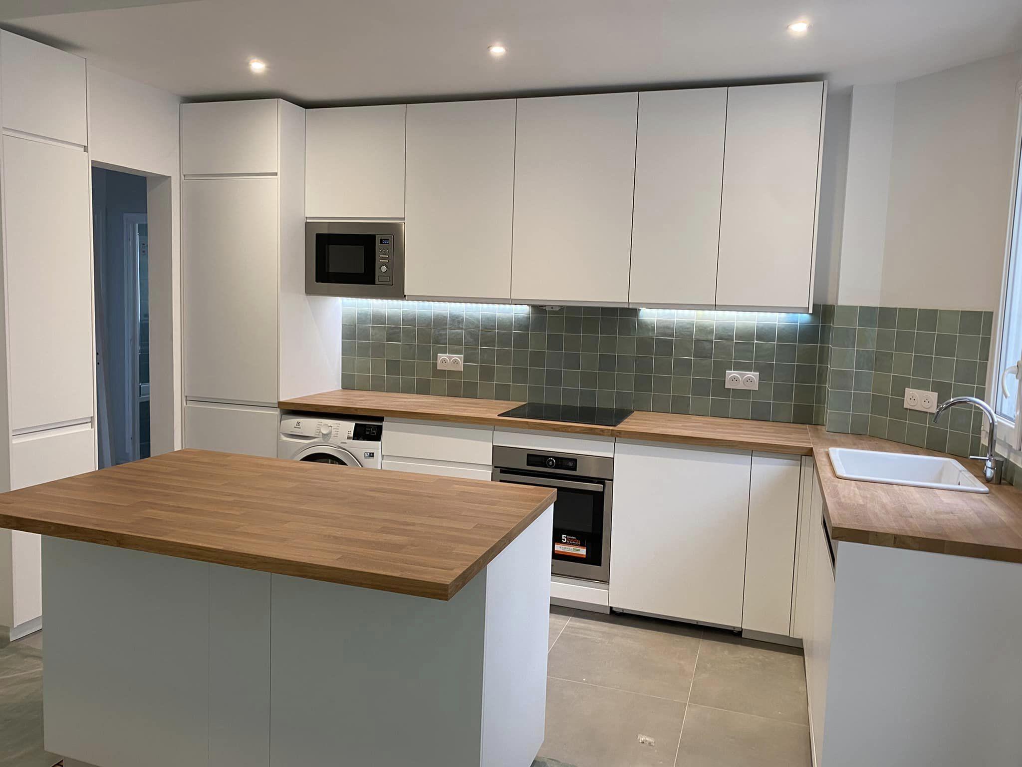 découvrez nos solutions sur mesure pour la rénovation de cuisine à suresnes en 2025. profitez d’un accompagnement personnalisé pour moderniser votre espace, optimiser l’agencement et valoriser votre bien. demandez votre devis gratuit dès maintenant !