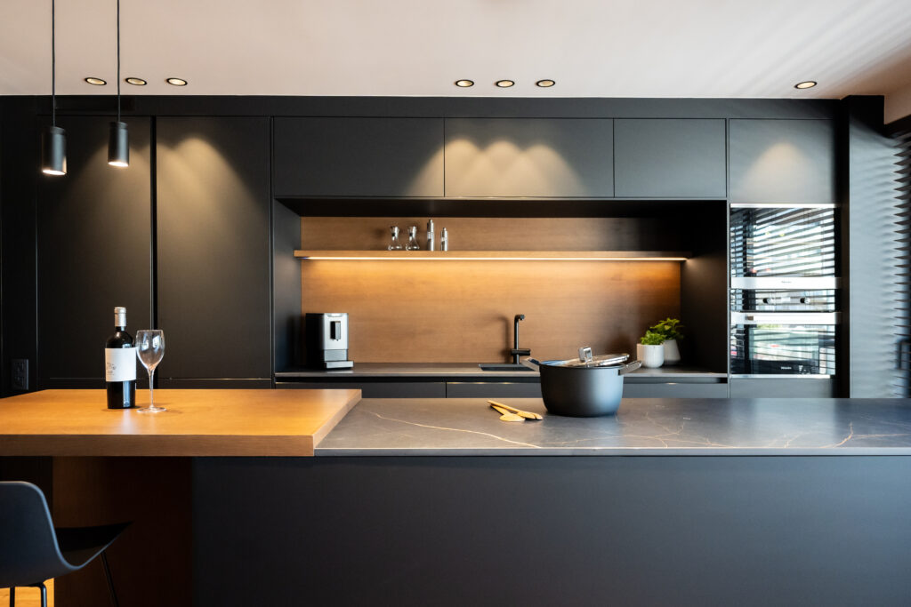 découvrez nos conseils et solutions pour réussir la rénovation électrique de votre cuisine en 2025 : sécurité, conformité et dernières tendances adaptées à tous vos besoins.