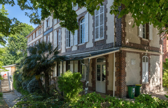 découvrez les services de rénovation d'entreprise à fontenay. transformez vos espaces professionnels avec nos solutions personnalisées qui allient esthétique et fonctionnalité. contactez-nous pour un devis gratuit et donnez un nouvel élan à votre environnement de travail.