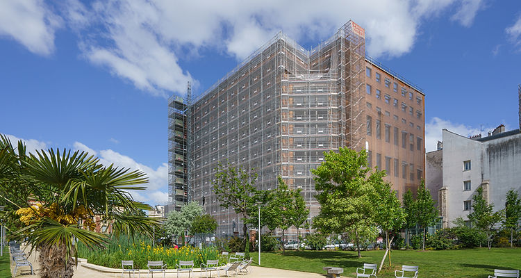 découvrez les meilleures solutions de rénovation pour votre entreprise à paris en 2025. transformez votre espace de travail avec des experts qui allient créativité et qualité. contactez-nous dès aujourd'hui pour un projet sur-mesure.