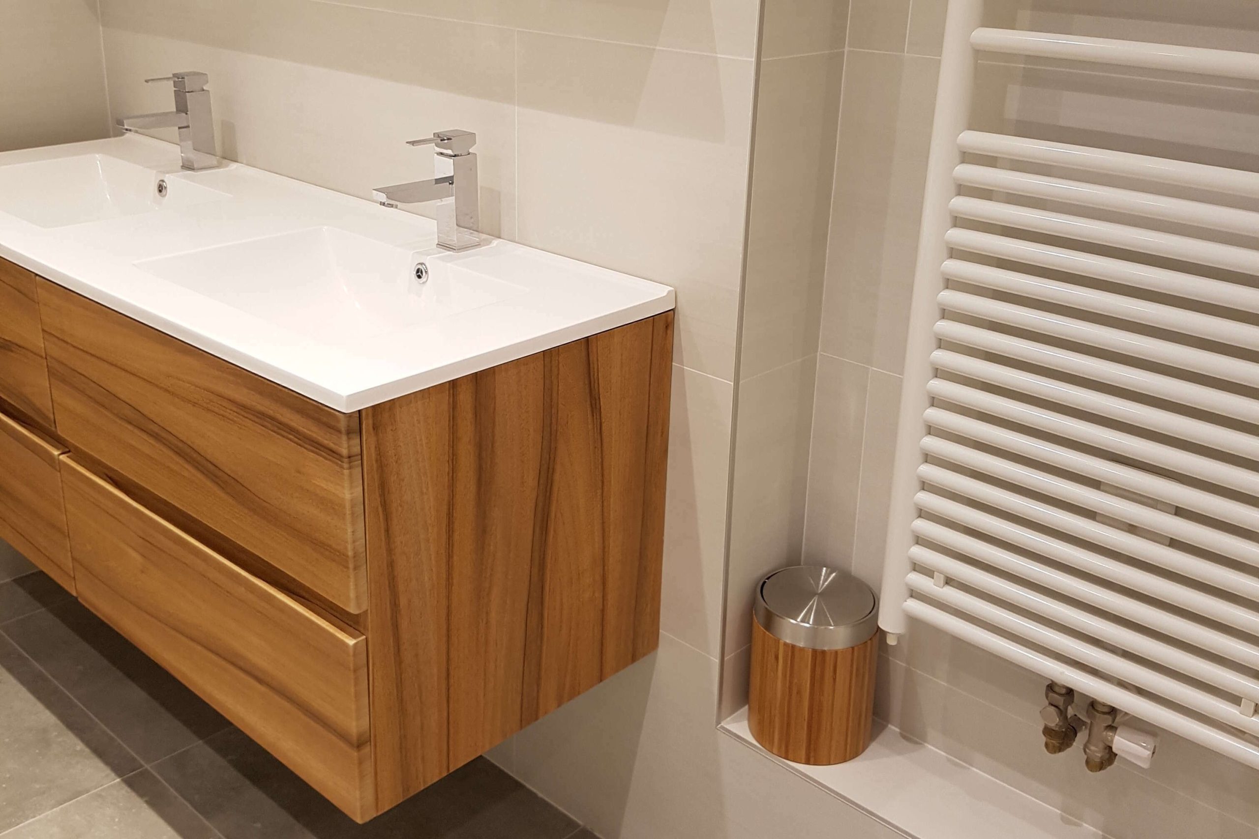 transformez votre espace de vie avec notre service de rénovation intérieure à plessis-robinson. des experts dédiés pour réaliser vos projets de modernisation, d'aménagement et d'embellissement, tout en respectant vos goûts et votre budget.