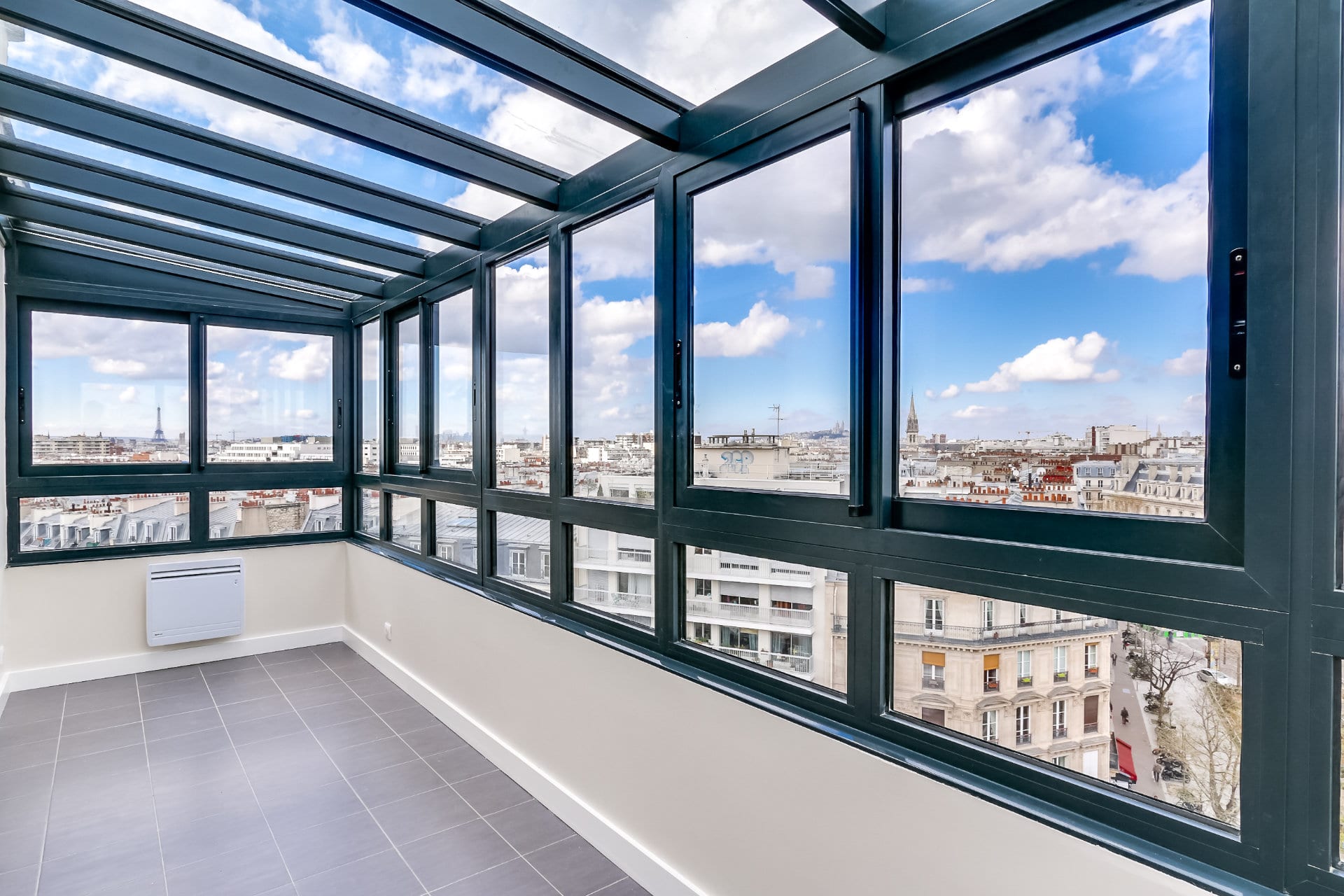 confiez votre projet de rénovation intérieure à paris à des experts qualifiés pour transformer votre espace de vie selon vos envies. devis gratuit et accompagnement personnalisé.