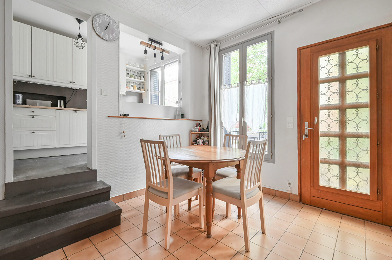 découvrez nos services de rénovation intérieure à châtillon en 2025. transformez votre espace de vie avec des solutions modernes et éco-responsables. contactez-nous pour un devis personnalisé et réalisez vos projets d'aménagement intérieur.