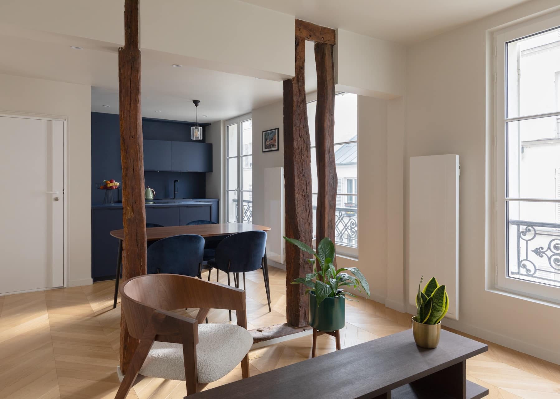 transformez votre espace de vie avec notre service de rénovation intérieure à paris 75007. que ce soit pour moderniser votre appartement ou redonner vie à vos espaces, notre équipe d'experts vous accompagne à chaque étape de votre projet.