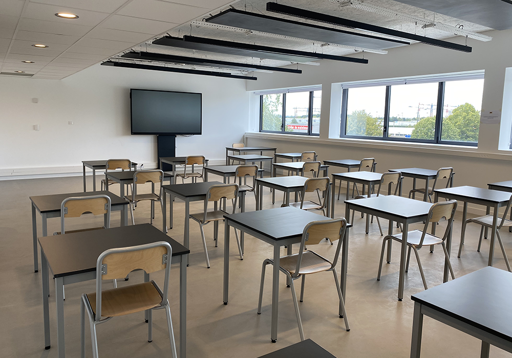 découvrez nos services de rénovation intérieure à rungis, alliant expertise et créativité. transformez votre espace de vie en un lieu moderne et accueillant grâce à nos artisans qualifiés. demandez un devis personnalisé dès aujourd'hui !