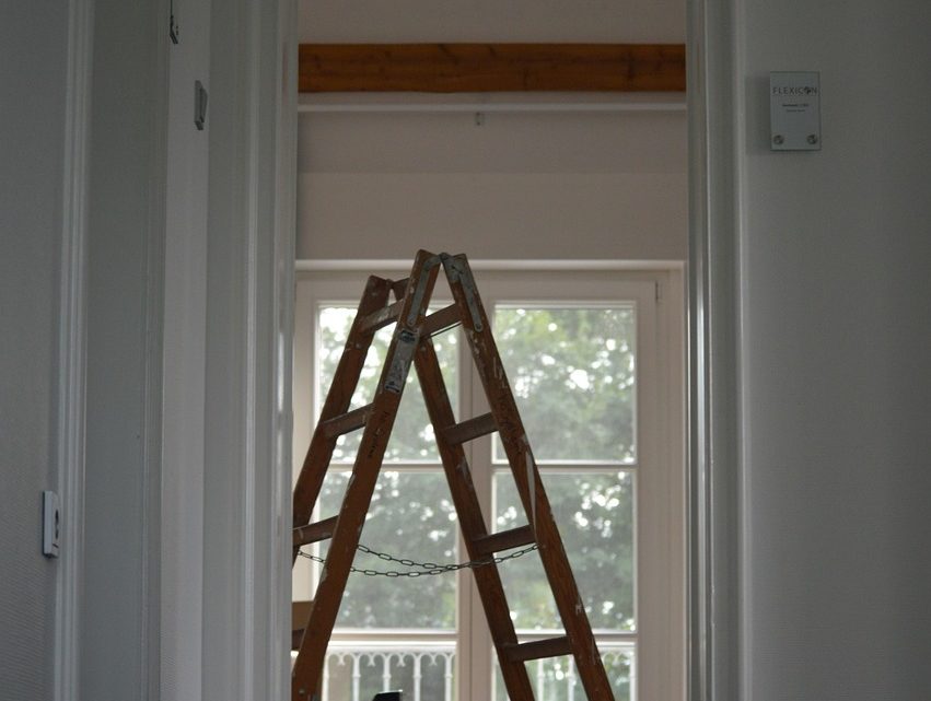 découvrez nos services de rénovation pour locaux commerciaux en 2025, alliant modernité et fonctionnalité. transformez votre espace de travail pour attirer plus de clients et améliorer l'expérience utilisateur. contactez-nous pour un accompagnement sur mesure.