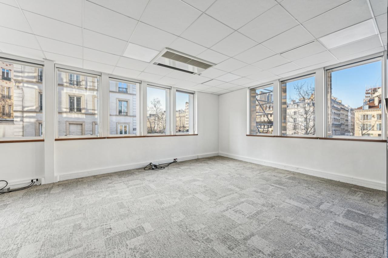 découvrez nos services de rénovation de locaux commerciaux à neuilly. transformez votre espace de travail avec des solutions sur mesure, alliant design moderne et fonctionnalité. contactez-nous pour un devis gratuit et donnez une nouvelle vie à votre commerce.