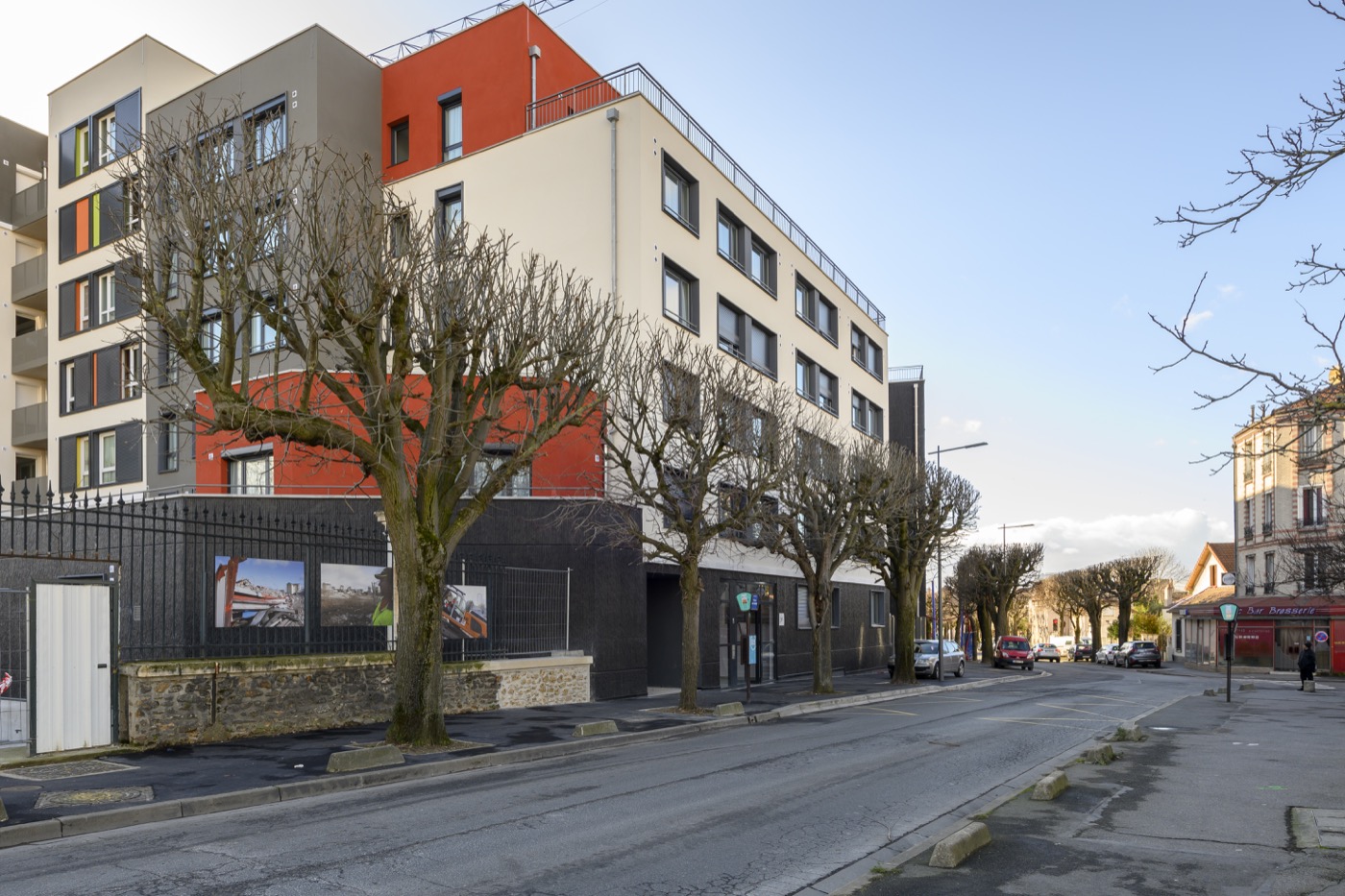découvrez nos services de rénovation à choisy-le-roi, spécialisés dans la transformation de votre espace de vie. que ce soit pour une rénovation intérieure ou extérieure, notre équipe d'experts est à votre écoute pour réaliser vos projets selon vos besoins et votre budget. faites de votre maison un lieu qui vous ressemble grâce à notre savoir-faire local.