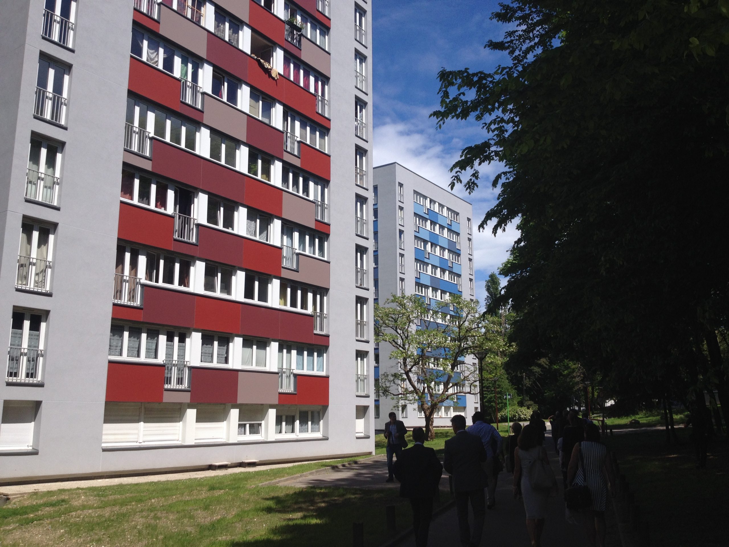 découvrez les meilleures solutions de rénovation locale à sucy-en-brie pour 2025. améliorez votre habitat avec des professionnels qualifiés, des matériaux durables et un savoir-faire local. transformez votre maison en un espace moderne et confortable tout en respectant l'environnement. contactez-nous pour un devis personnalisé!