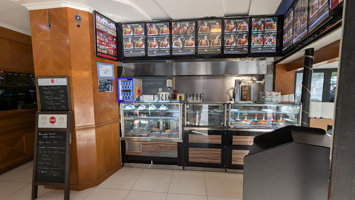 découvrez nos services de rénovation de locaux commerciaux à paris 75017. transformez votre espace avec des solutions sur mesure adaptées à vos besoins. qualité, professionnalisme et respect des délais garantis.