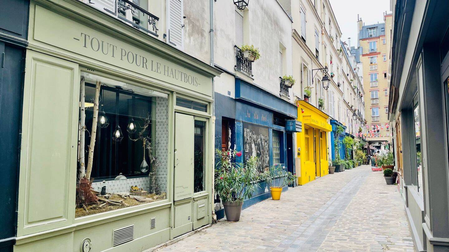 découvrez nos services de rénovation pour locaux commerciaux à paris 75017. transformez votre espace en un lieu attractif et fonctionnel, adapté à vos besoins professionnels. contactez-nous pour un devis personnalisé.