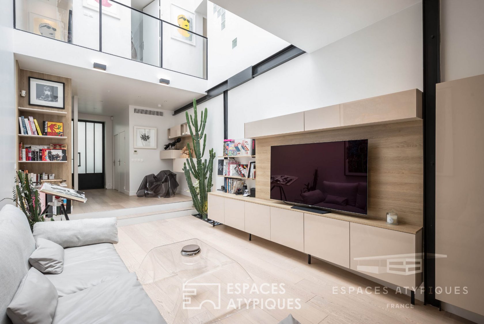 découvrez nos services de rénovation de loft à asnières : transformez votre espace en un lieu moderne et fonctionnel, alliant design contemporain et confort. faites de votre rêve un réalité avec notre expertise locale.