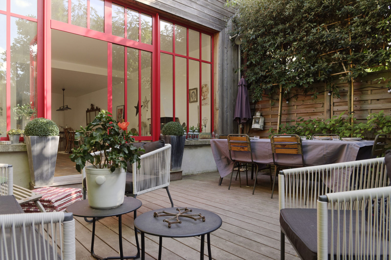 découvrez nos services de rénovation de loft à bois-colombes, alliant élégance et modernité. transformez votre espace en un intérieur agréable et fonctionnel, tout en préservant son charme d'origine. obtenez un devis personnalisé et réalisez vos projets de rénovation avec des professionnels expérimentés.