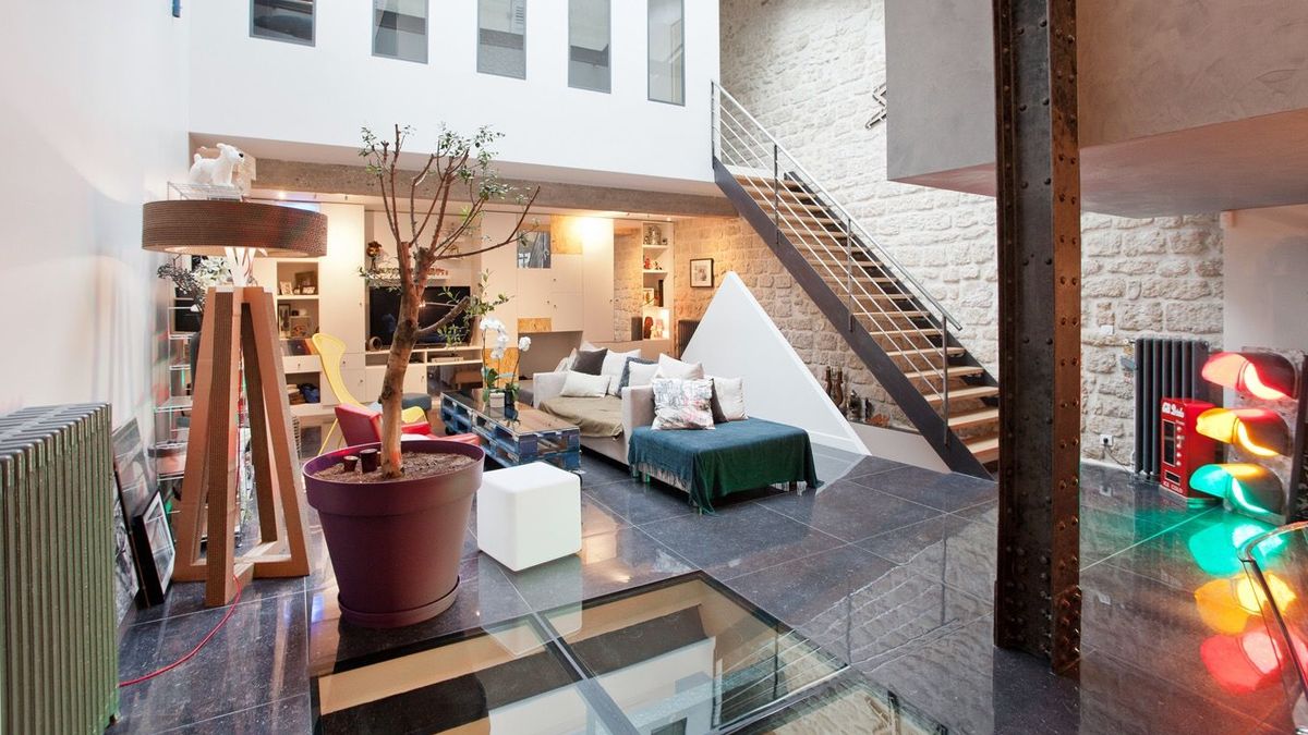 découvrez notre expertise en rénovation de loft à paris. transformez votre espace en un lieu moderne et chaleureux, alliant design innovant et confort. contactez-nous pour donner vie à vos projets de rénovation.