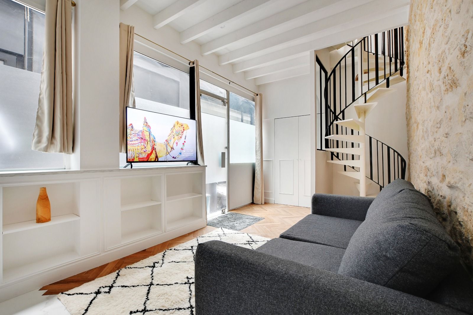 découvrez nos services de rénovation de loft à paris 75020. transformez votre espace en un lieu moderne et fonctionnel grâce à notre expertise. de la conception à la réalisation, nous sommes là pour réaliser vos rêves d'intérieur.
