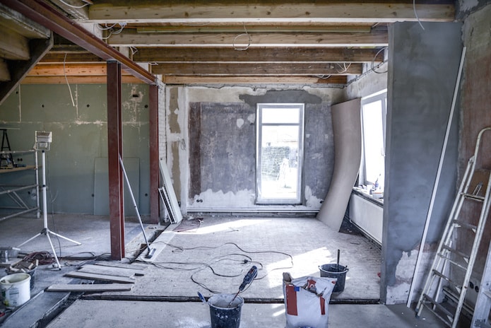 découvrez nos conseils et astuces pour réussir la rénovation de votre maison. du gros œuvre à la décoration, suivez les étapes clés pour transformer votre habitat et valoriser votre bien immobilier.