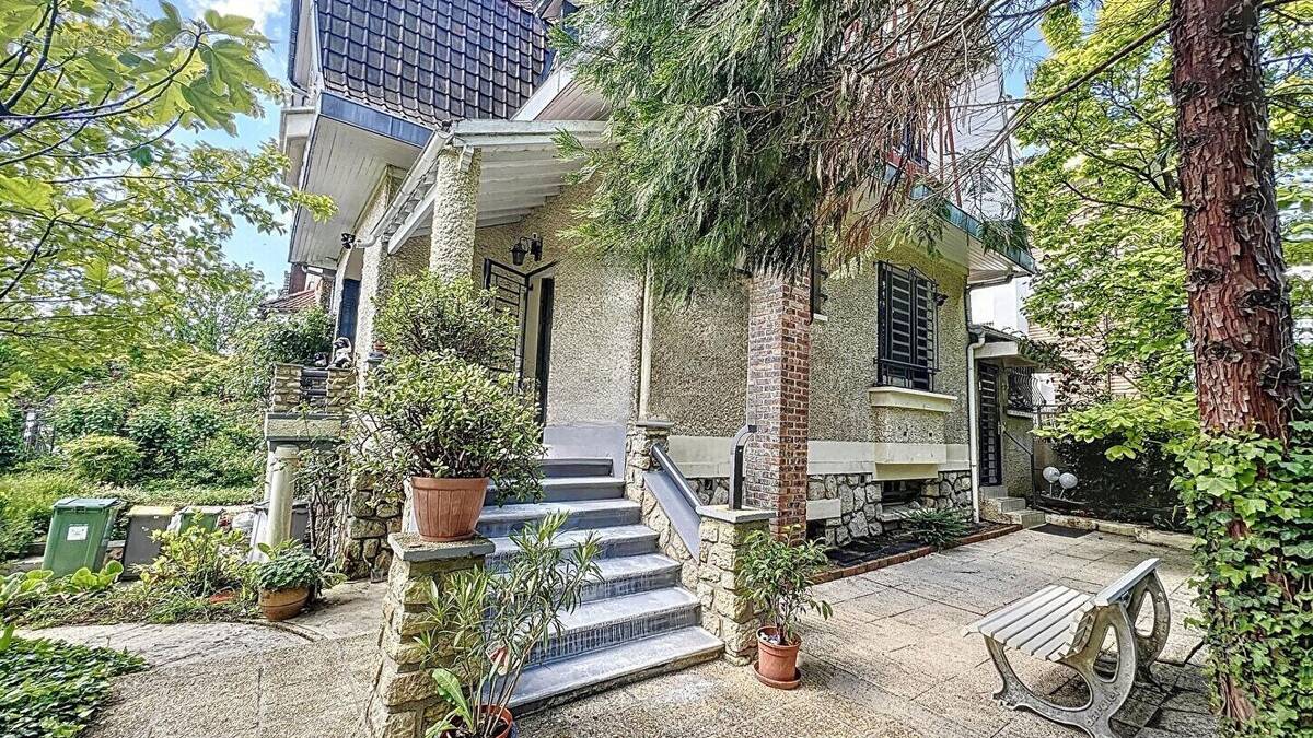 découvrez nos services professionnels de rénovation de maison à antony. transformez votre espace de vie grâce à des solutions sur mesure alliant esthétique et fonctionnalité. contactez-nous pour un devis gratuit !