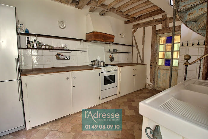 transformez votre habitat à chevilly-larue avec nos services de rénovation sur mesure. que ce soit pour une mise à jour esthétique ou des améliorations fonctionnelles, notre équipe d'experts s'engage à redonner vie à votre maison tout en respectant vos besoins et votre budget.