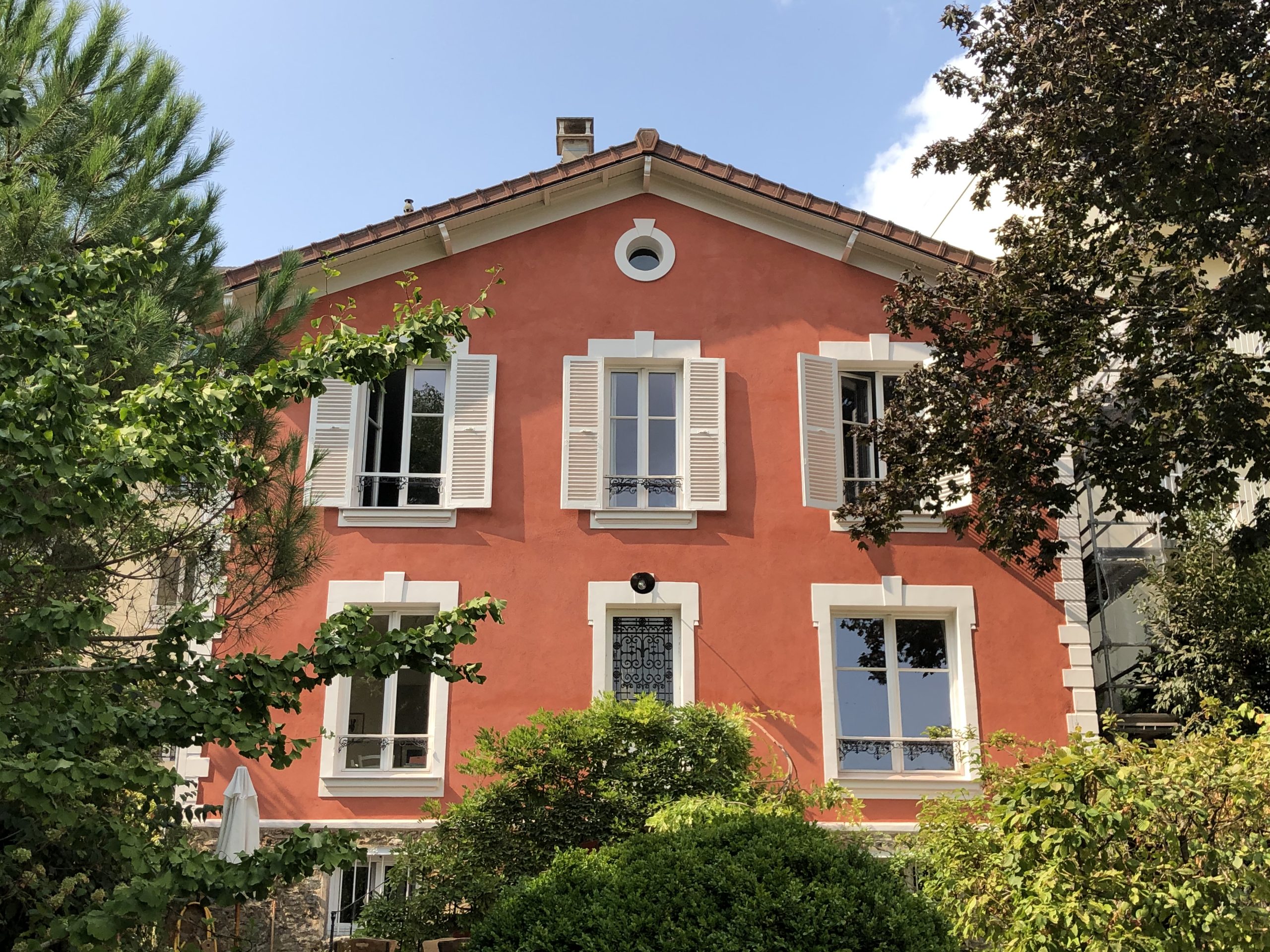 découvrez des services de rénovation à meudon, adaptés à tous vos projets de transformation d'intérieur et d'extérieur. notre équipe d'experts vous accompagne pour redonner vie à votre maison tout en respectant vos besoins et votre budget. contactez-nous pour un devis personnalisé !