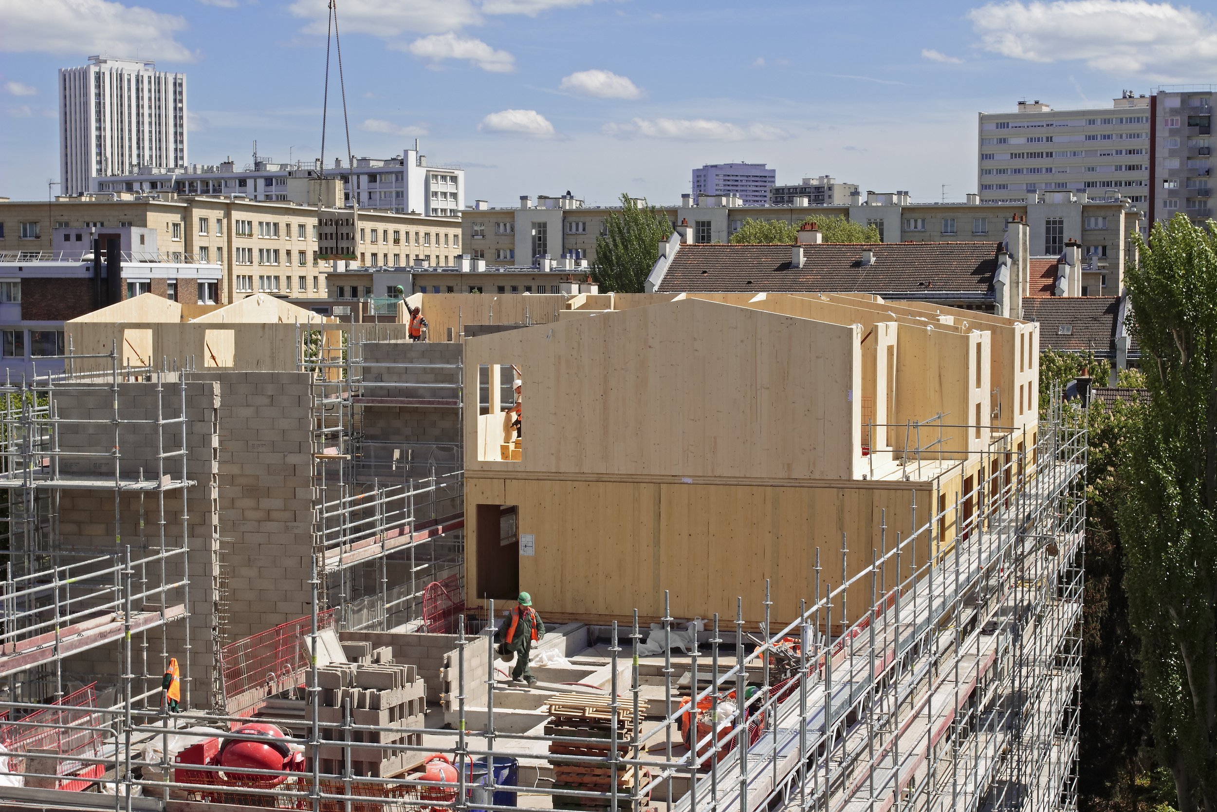 découvrez nos services de rénovation à paris 19, offrant des solutions sur mesure pour transformer votre intérieur. que ce soit pour une remise à neuf complète ou des améliorations spécifiques, notre équipe d'experts est à votre écoute pour réaliser vos projets avec soin et professionnalisme.