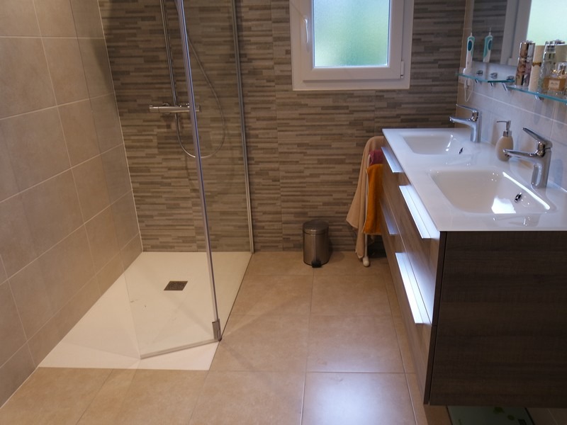 confiez la rénovation de votre salle de bain à andrezel à des professionnels expérimentés. bénéficiez de conseils personnalisés, de devis gratuits et d’une transformation sur mesure pour un espace moderne, fonctionnel et adapté à vos besoins.