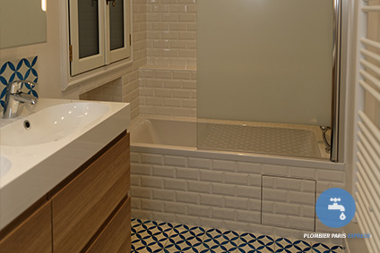 confiez la rénovation de votre salle de bain à paris à des experts. solutions sur mesure, matériaux de qualité et finitions soignées pour transformer votre espace selon vos envies.