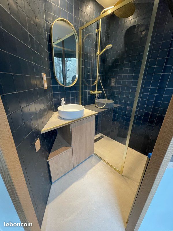 transformez votre espace bien-être avec notre service de rénovation de salle de bain à plessis-robinson. profitez d'un design moderne, de matériaux de qualité et d'une équipe professionnelle à votre écoute pour créer la salle de bain de vos rêves.