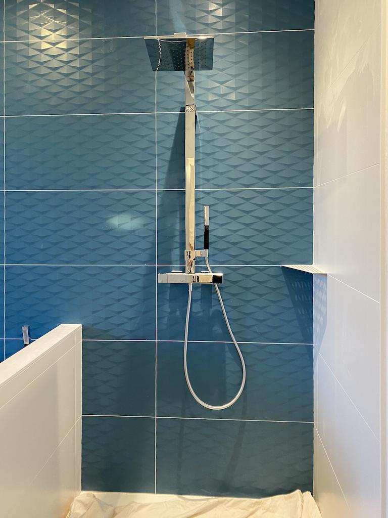 découvrez nos services de rénovation de salle de bains à boissy-mauvoisin pour 2025. modernisez votre espace avec des matériaux de qualité et des solutions sur-mesure adaptées à vos besoins. demandez votre devis gratuit !