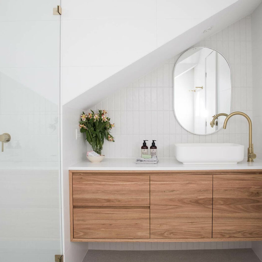 confiez la rénovation de votre salle de bains à clichy en 2025 à nos experts. solutions sur mesure, matériaux de qualité et finitions soignées pour un espace moderne et fonctionnel !