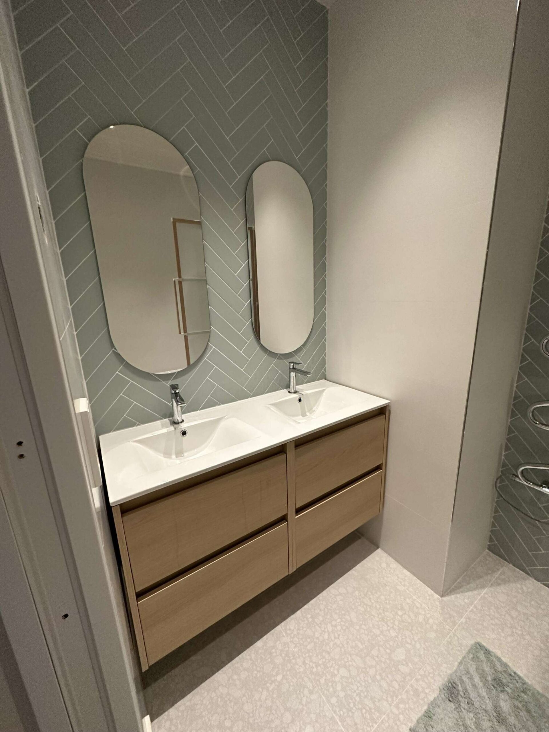 confiez la rénovation de votre salle de bains à colombes à des experts en 2025. solutions sur mesure, modernisation, et conseils personnalisés pour un espace confortable et design.