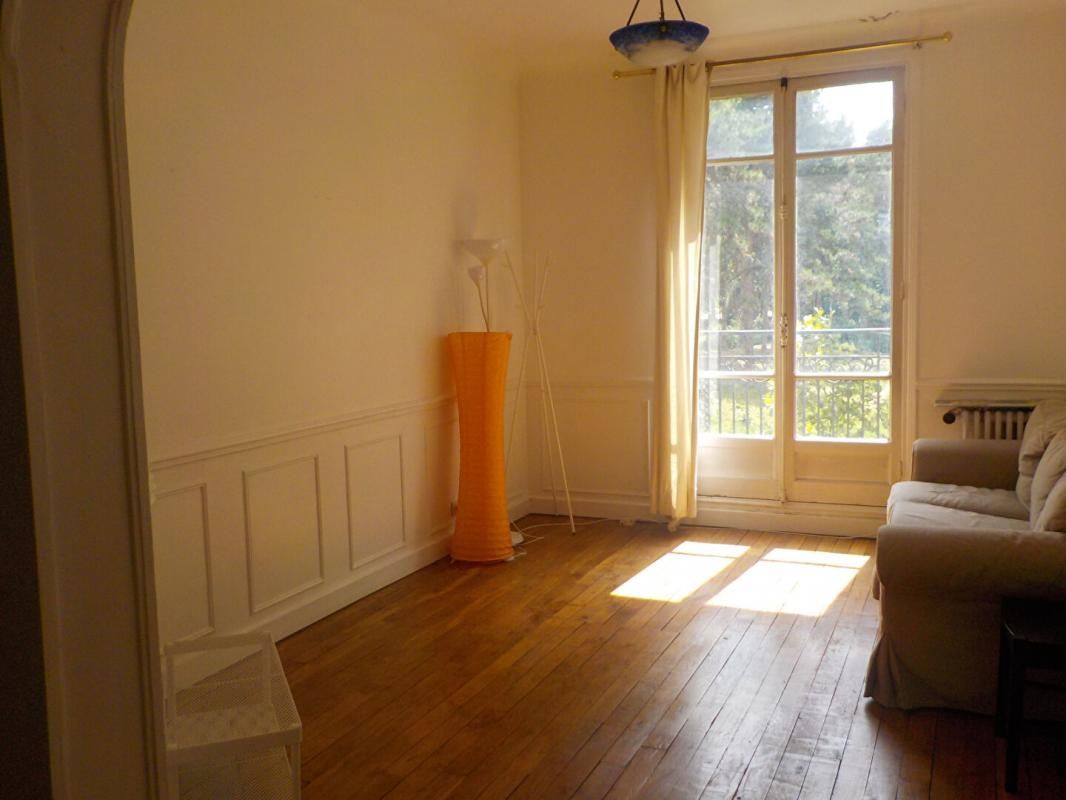découvrez nos services de rénovation pour studios à clamart en 2025. transformez votre espace de vie avec des designs modernes, des matériaux de qualité et un accompagnement personnalisé. obtenez un devis gratuit dès aujourd'hui !