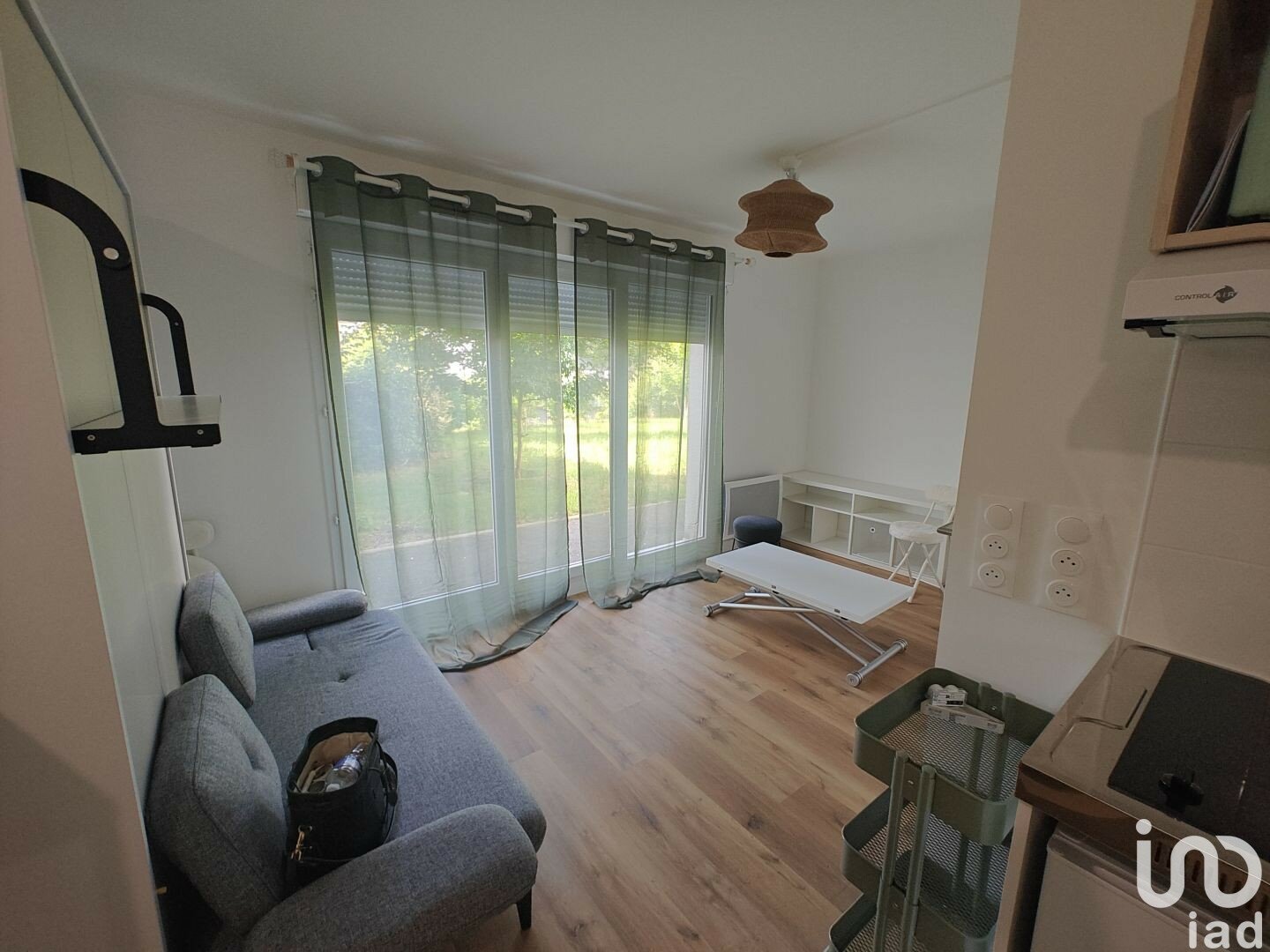 découvrez les meilleures options de rénovation pour votre studio à clichy en 2025. transformez votre espace de vie avec des idées modernes et des matériaux de qualité, tout en optimisant votre budget. faites de votre studio un lieu unique et adapté à vos besoins.