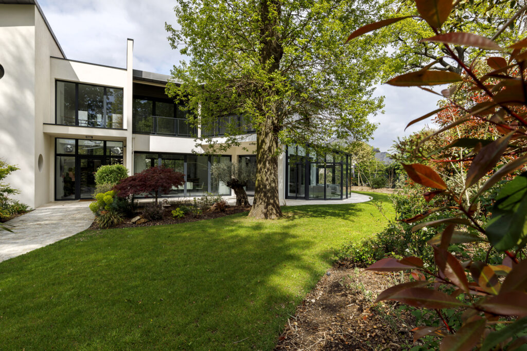 découvrez nos services de rénovation à vaucresson pour 2025. transformez votre espace de vie avec des professionnels qualifiés et des solutions innovantes. contactez-nous pour un projet personnalisé et moderne.