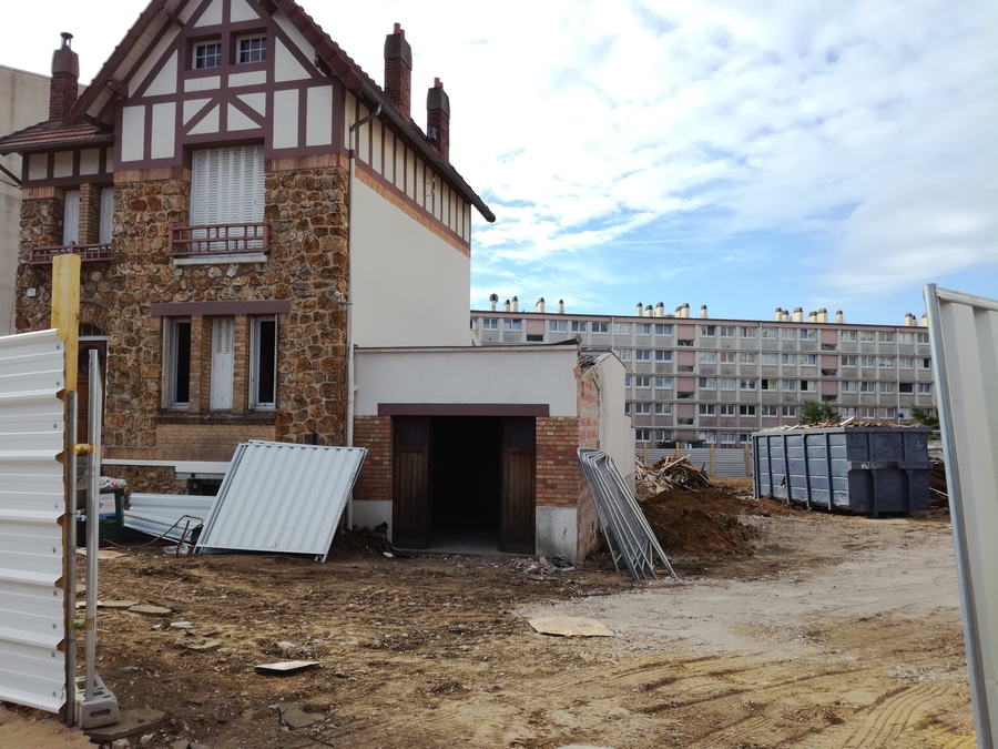 découvrez notre expertise en rénovation de maison à fontenay-aux-roses en 2025. transformez votre espace de vie avec des solutions modernes et personnalisées, alliant esthétique et fonctionnalité. contactez-nous pour un devis gratuit et donnez vie à vos projets de rénovation!