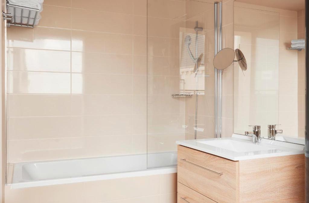 découvrez notre guide complet sur les salles de bain à clamart : aménagement, design, astuces de décoration et conseils pour créer un espace fonctionnel et esthétique dans votre maison.