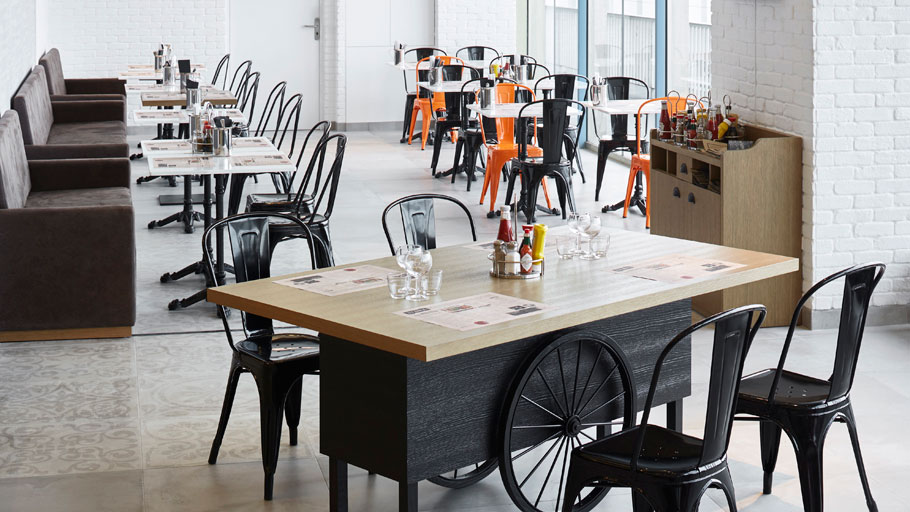 découvrez notre studio moderne à orly, alliant confort et design contemporain. parfaitement situé à proximité des transports et des commodités, il est idéal pour un séjour professionnel ou personnel. profitez d'un espace lumineux et bien équipé, conçu pour répondre à tous vos besoins.